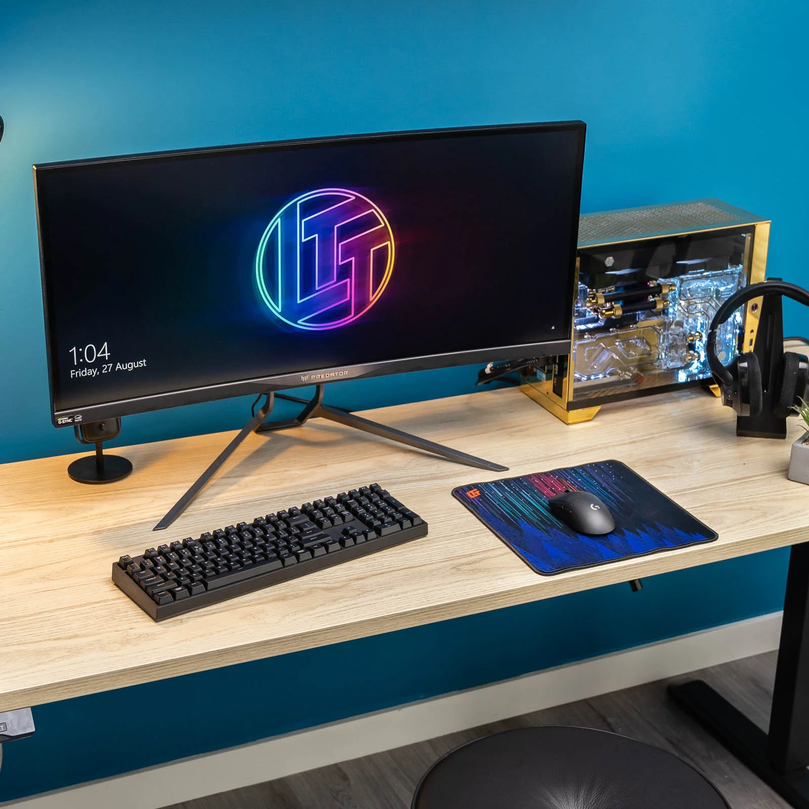 LTT Northern Lights Desk Pad - Image 4