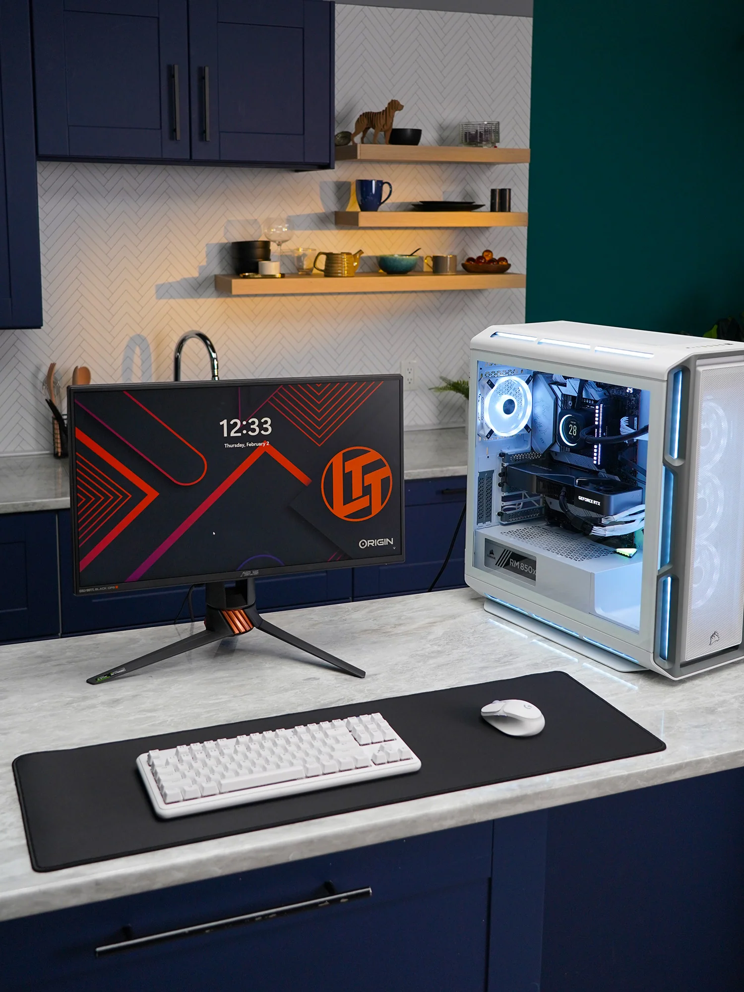 LTT Stealth Desk Pad - Image 4